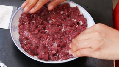 木瓜蛋白酶腌制牛肉，如何防止牛肉嫩化过度？