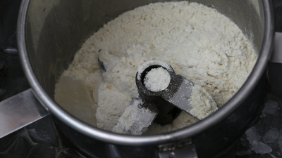 如何改善大豆分离蛋白的可溶性、分散性、乳化性?